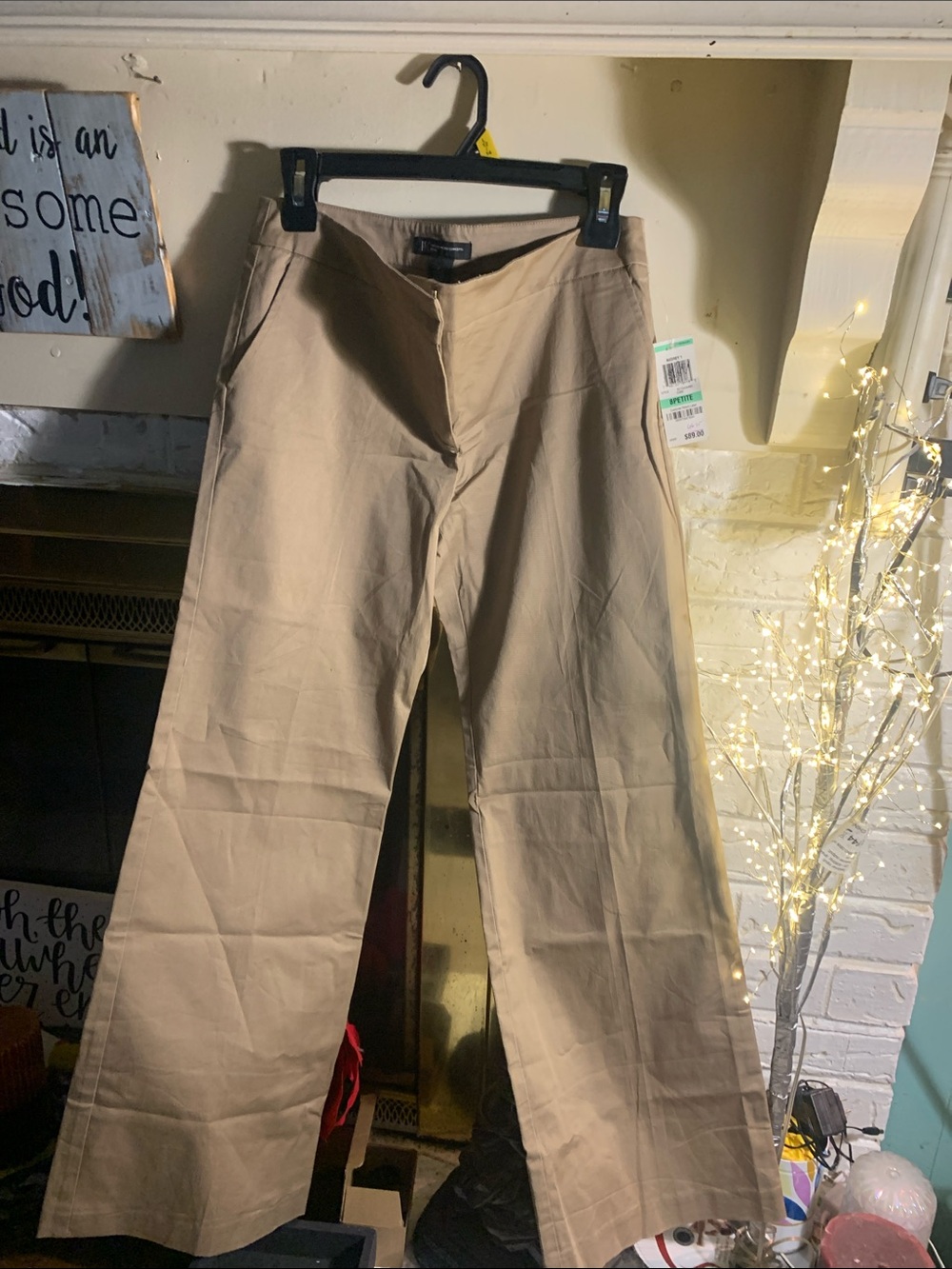 Women’s Wide-Leg Khaki Pants